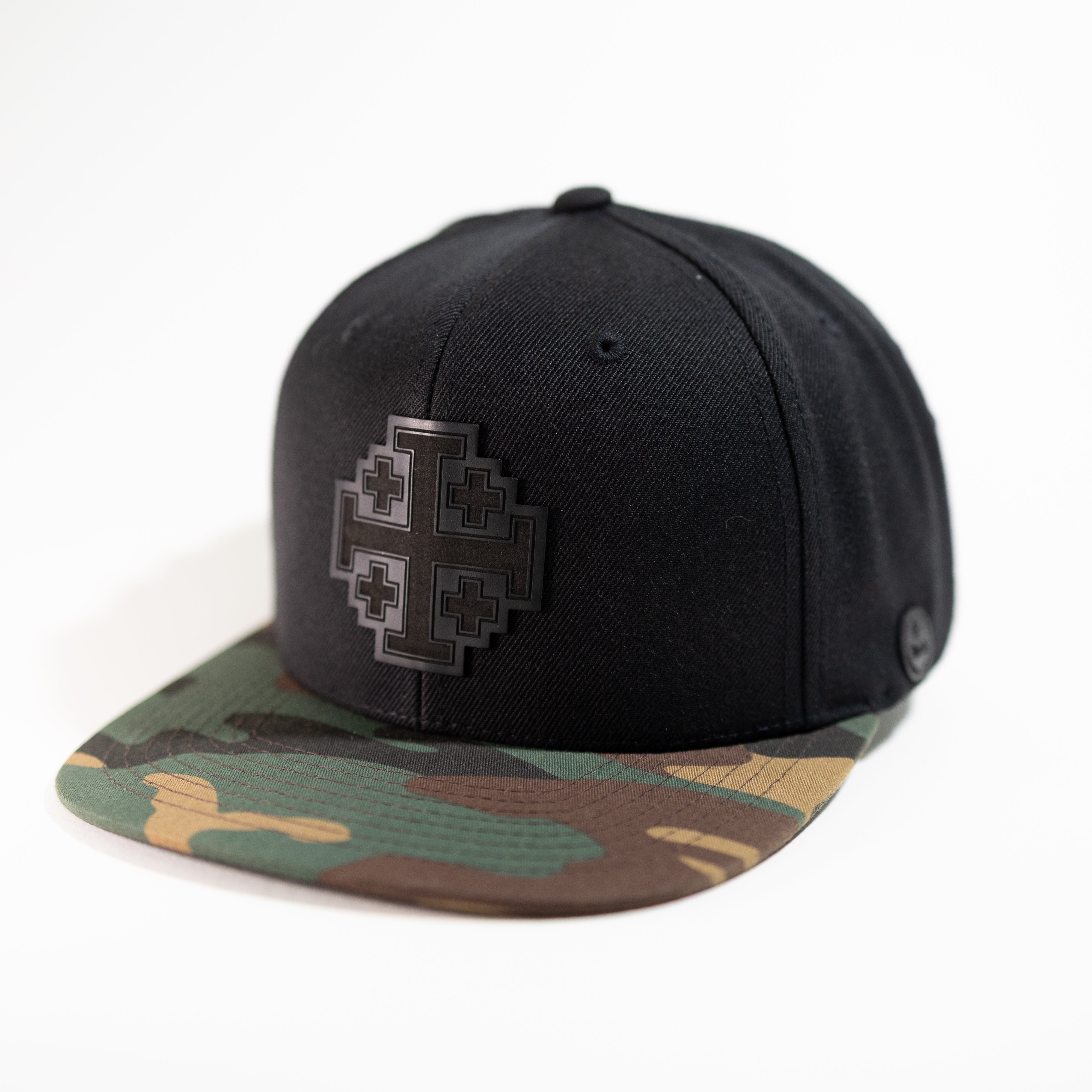 Jerusalem Cross — Blackout (Black / Camo Bill)